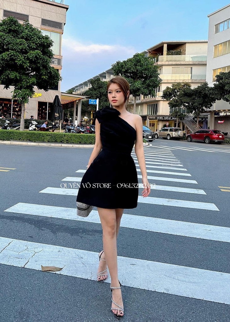 Đầm lệch nơ vai - S M L