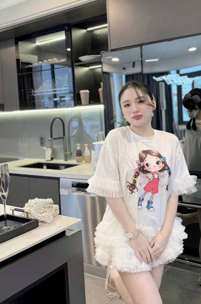 Đầm suông lai voan cô gái - trắng