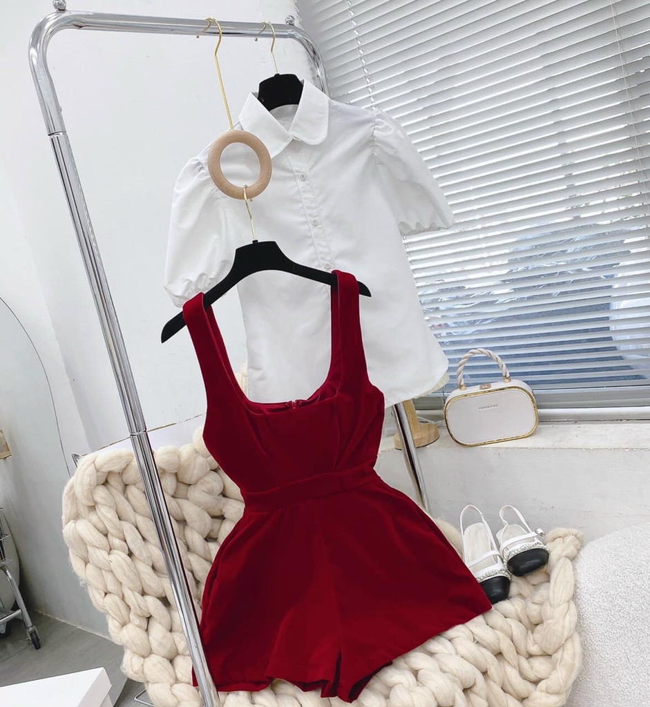 Set yếm đỏ kèm sơ mi
