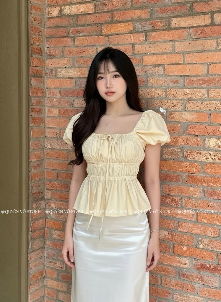 Áo nhún cổ vuông - Vàng