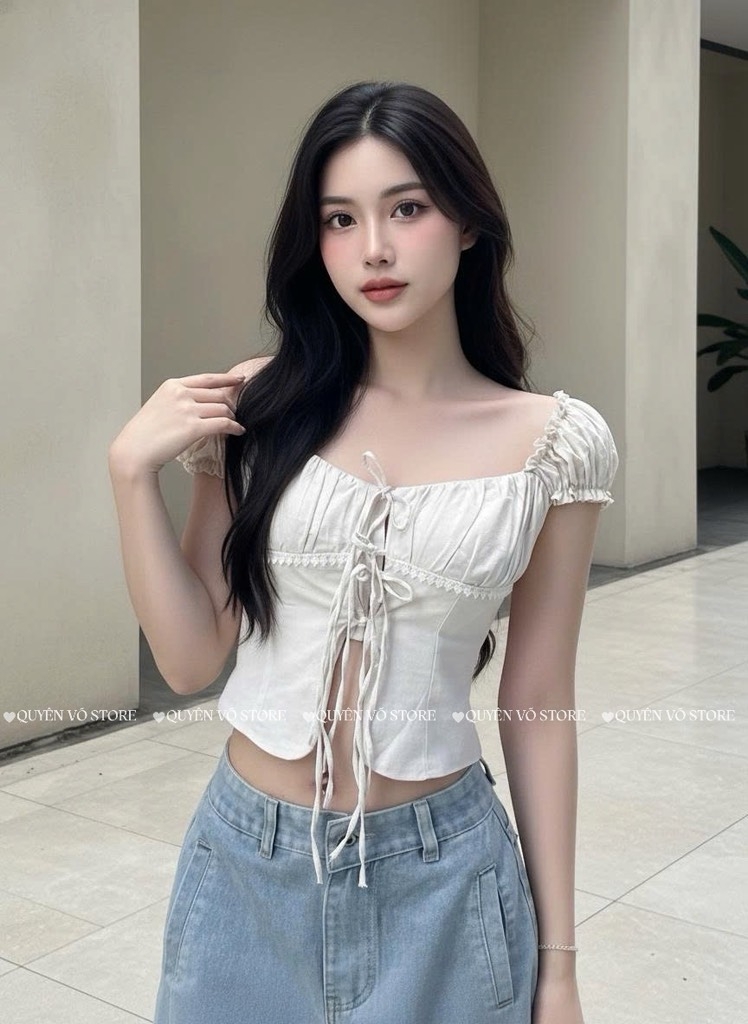 Áo ôm croptop xẻ - TRẮNG