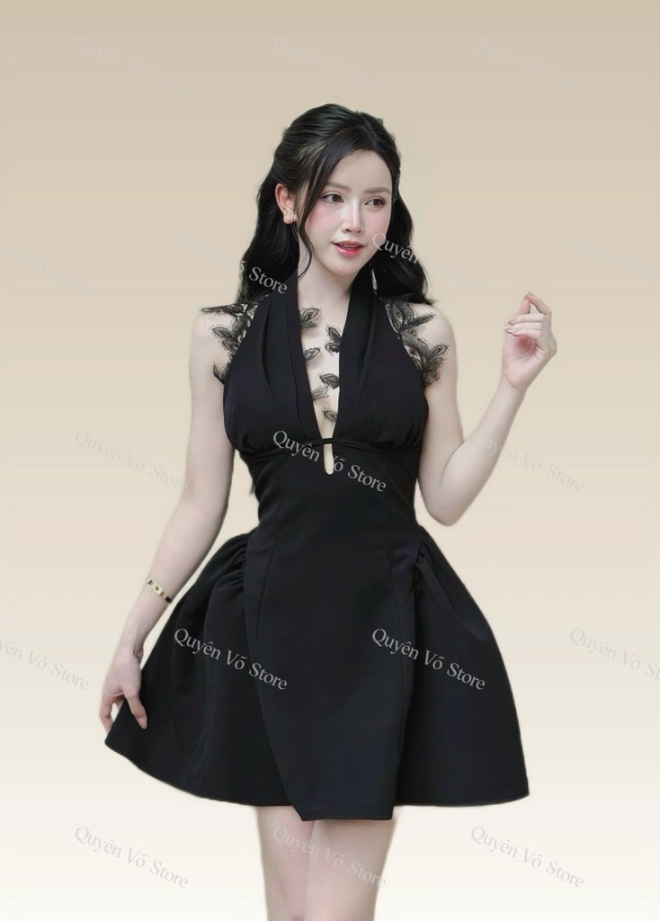 Đầm yếm phối ren lưng - Đen