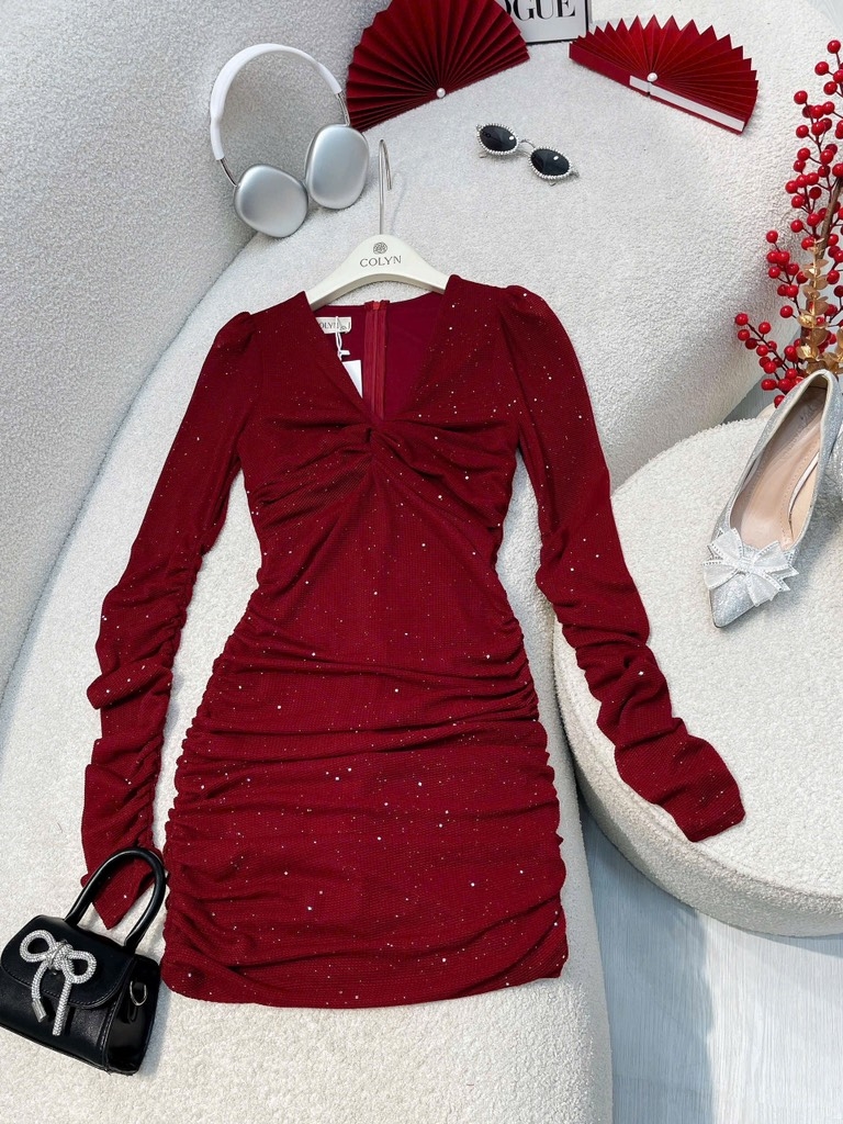 Đầm ôm body tay dài xoắn ngực