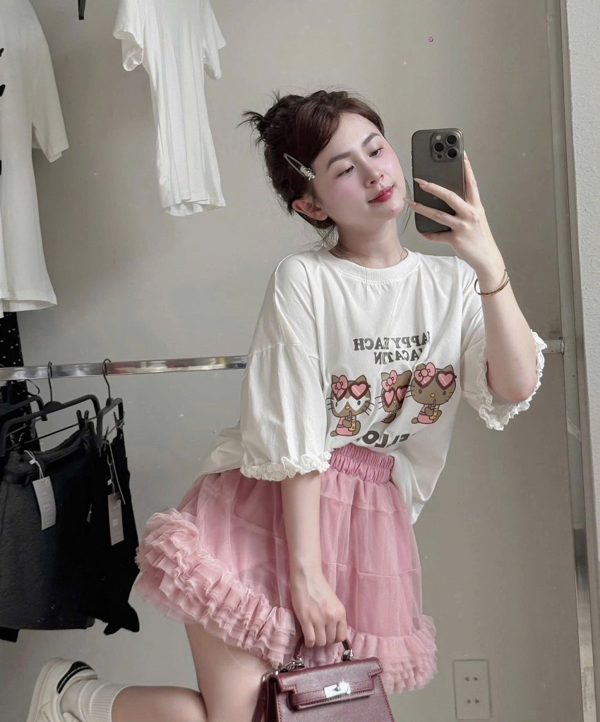 Set áo thun mèo chân váy hồng
