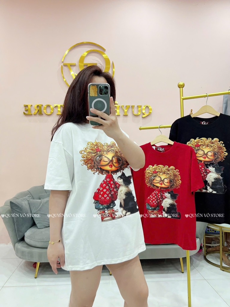 Áo thun cô gái tóc xù mèo