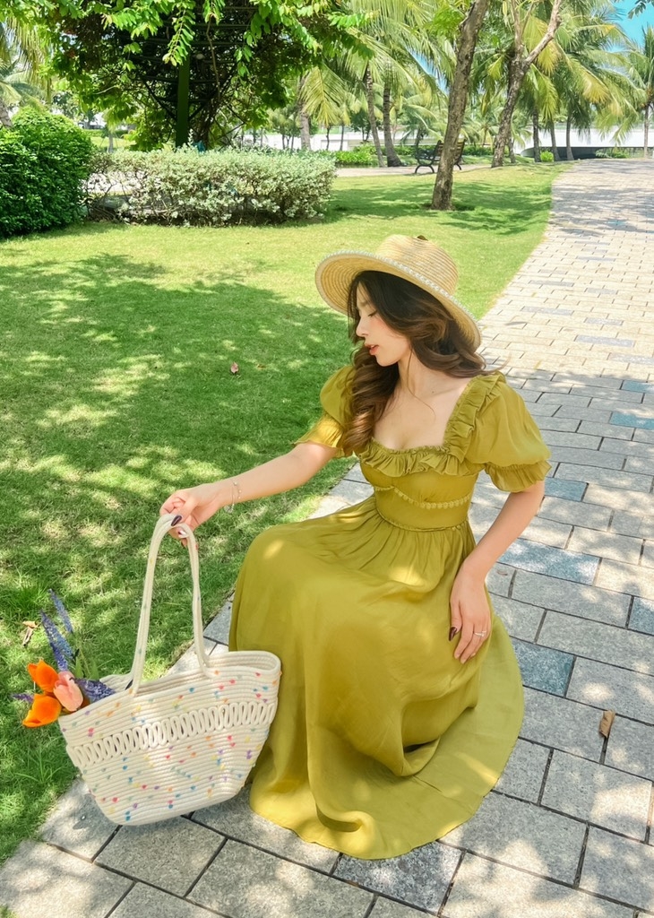 Đầm bo tay viền ren bèo ngực