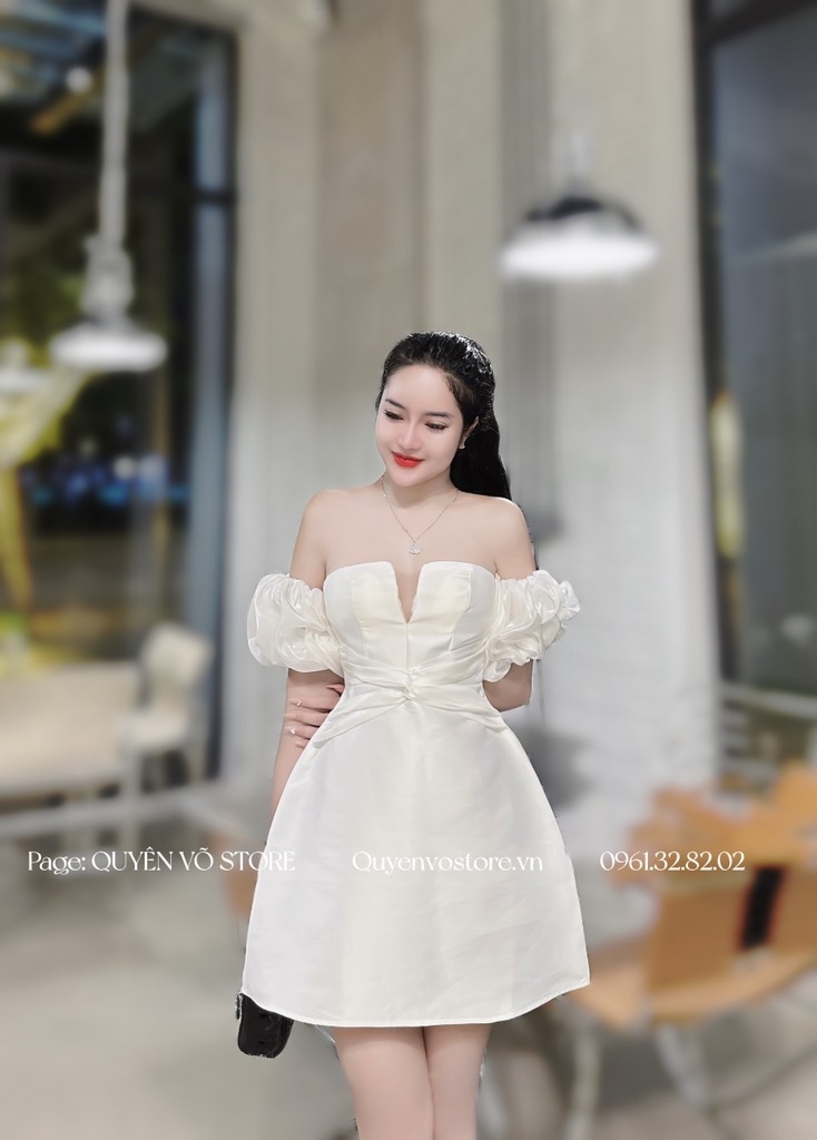 Đầm tafta trễ vai lưới ngực