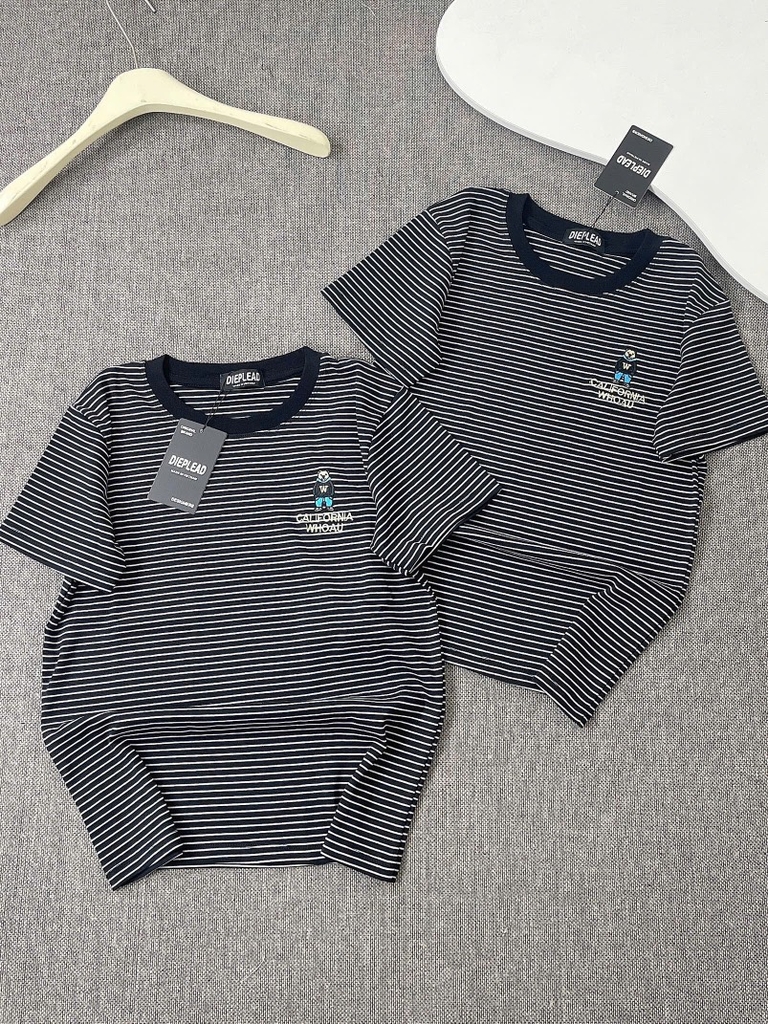Áo thun sọc thêu gấu - Form vừa