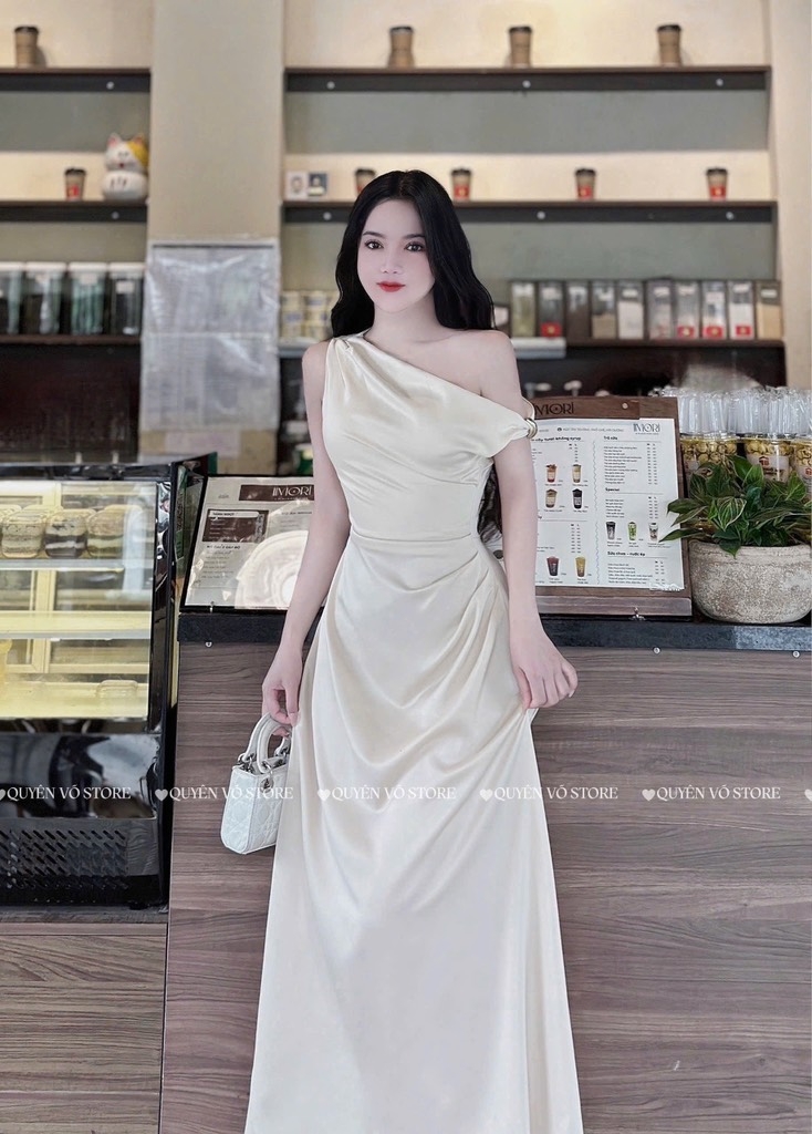 Đầm lụa lệch vai xếp ly eo - Kem