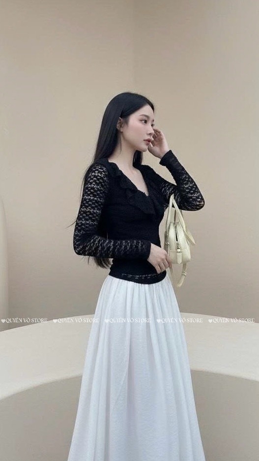 Áo ren ôm body cổ V bèo - Đen 1511