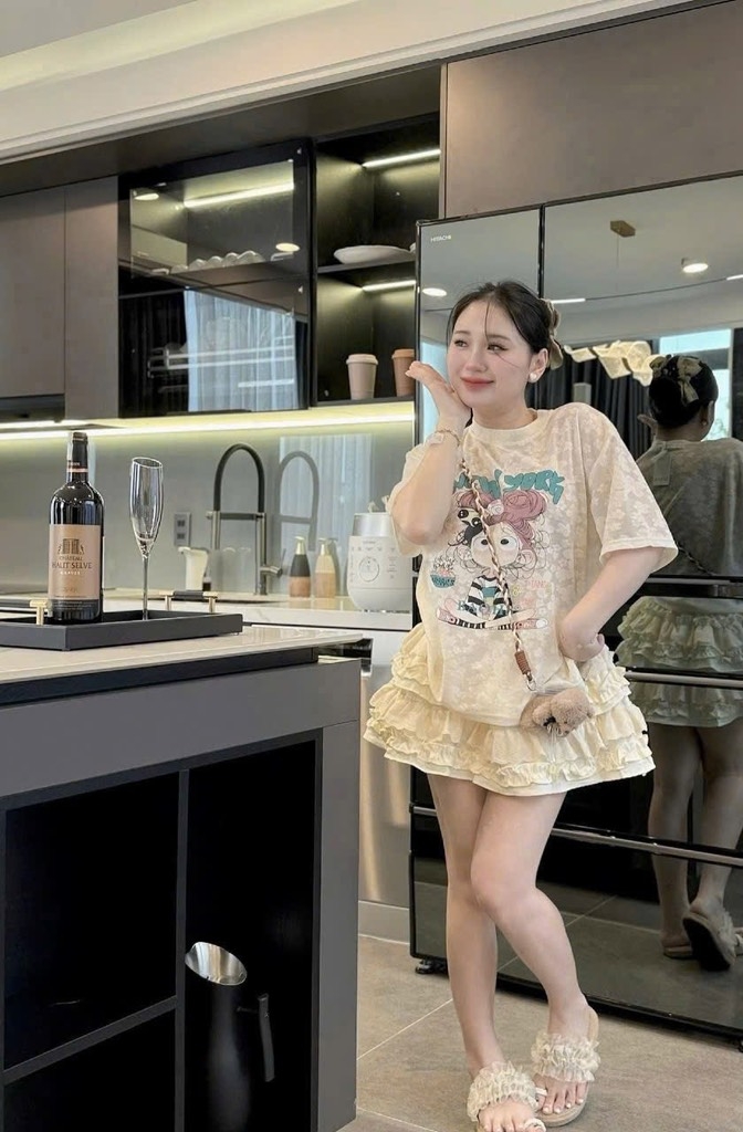 Set ren cô gái kem