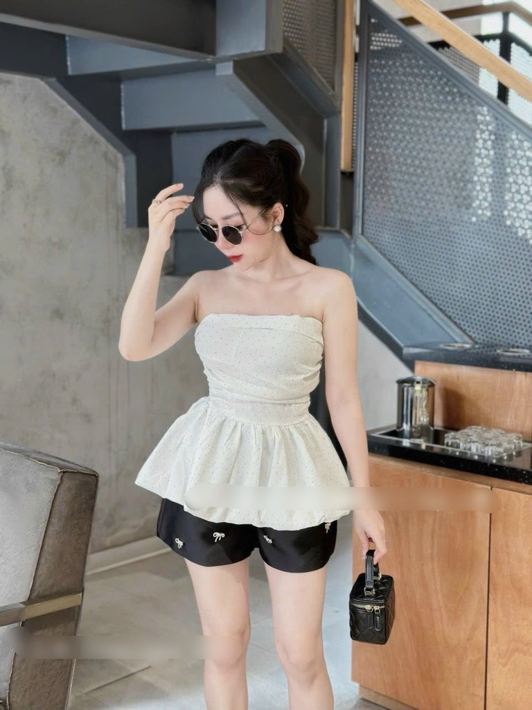 Áo cúp ngực bo chun bling