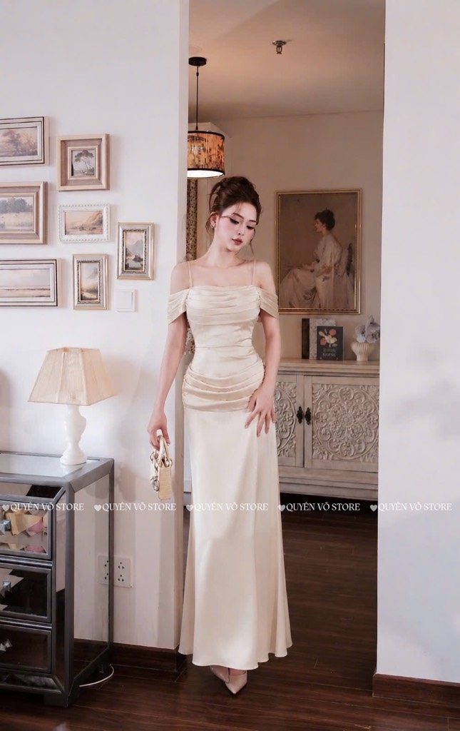Đầm lụa 2 dây trễ vai - Kem