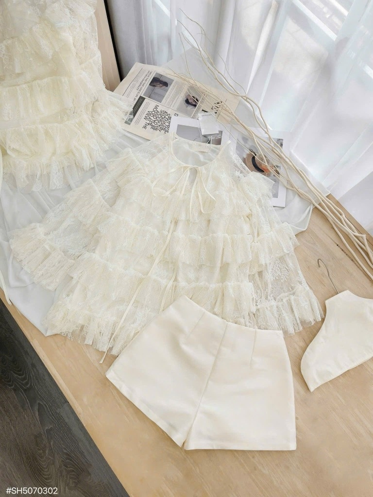 Set nude tầng bèo