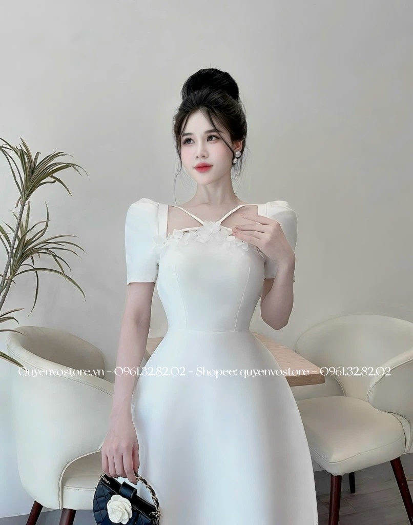 Đầm tafta hoa cổ V