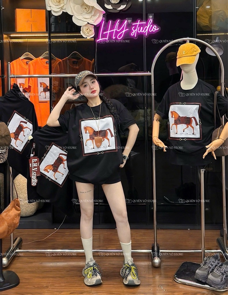 Áo thun ngựa ô vuông - Form rộng dưới 65kg