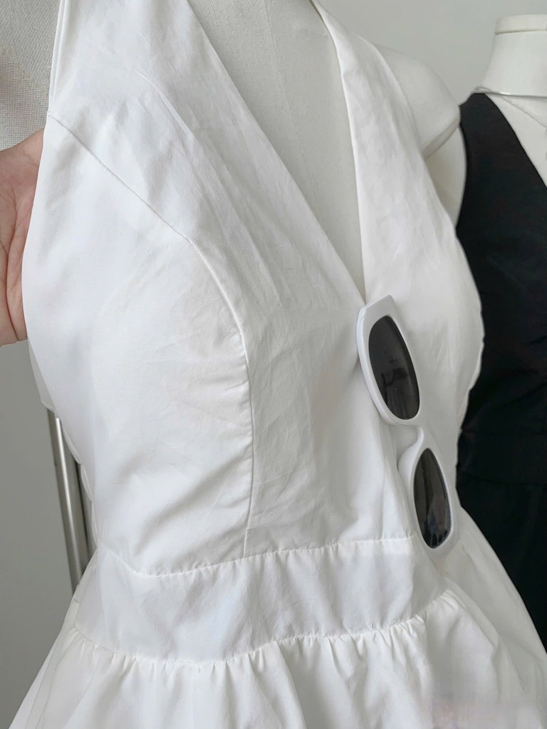 Áo yếm xẻ sâu ngực susu - 823