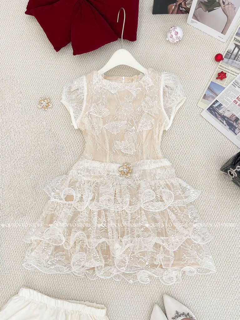 Đầm ren tiểu thư - Kem