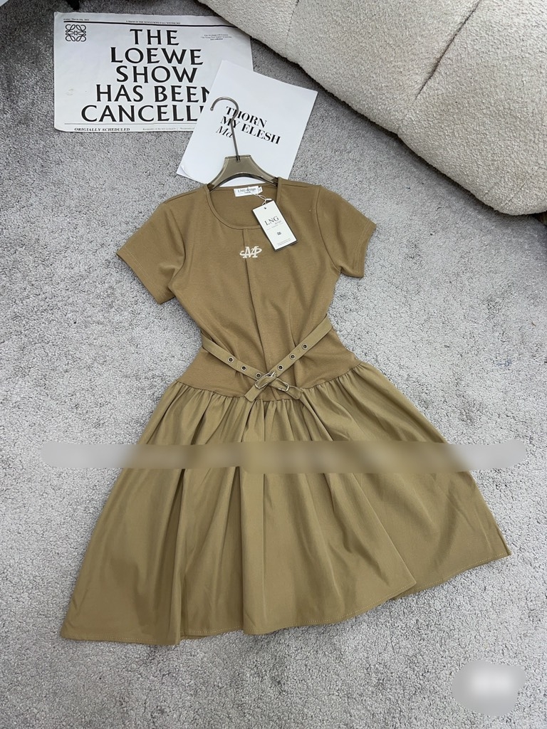 Đầm thun xòe nâu tây hở lưng Set áo thun cổ V chân váy dài - hottrend