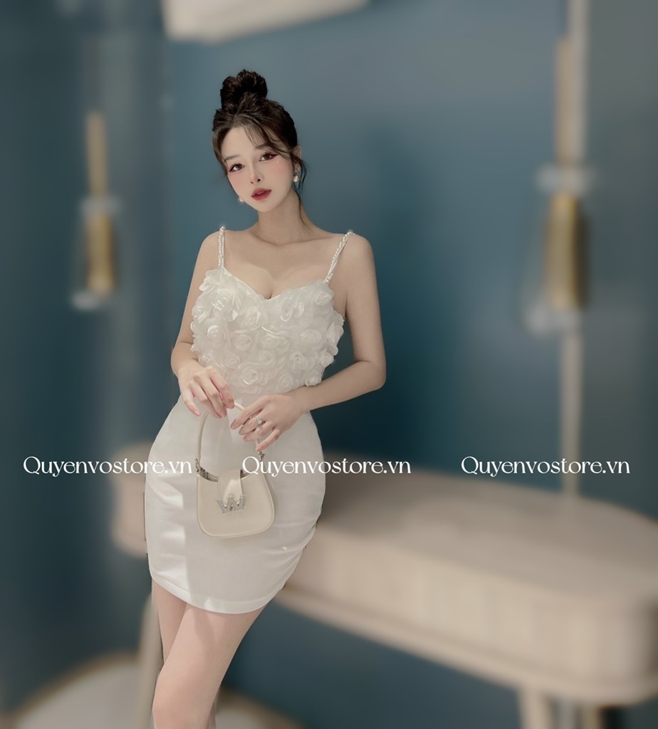 Đầm body hoa hồng 3D
