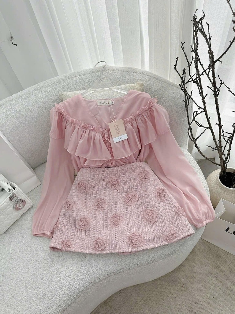 Set áo hồng bèo x chân váy kết hoa