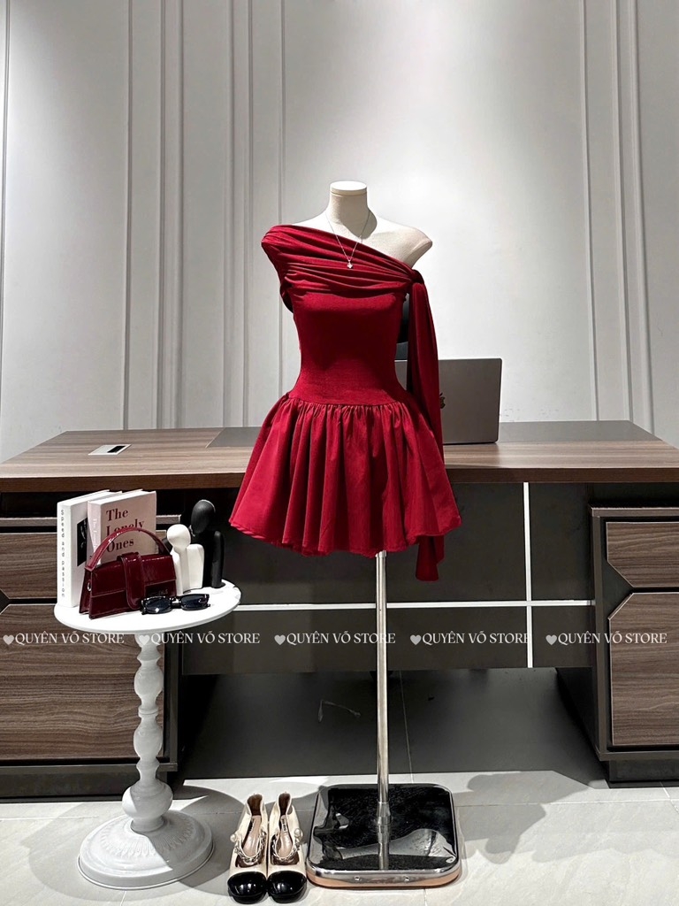 Đầm nhún lệch vai cột nơ - Đỏ