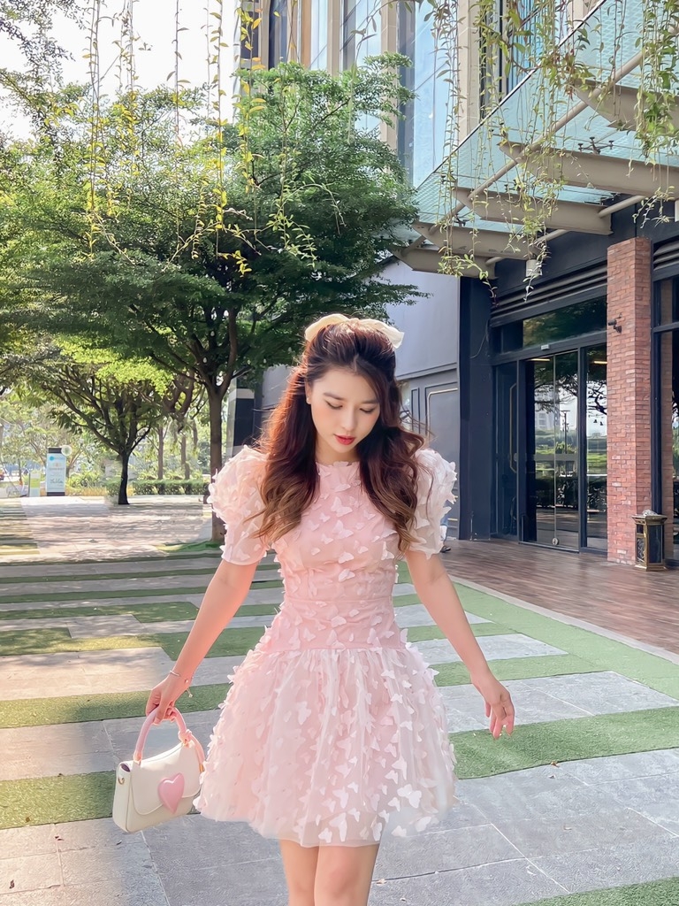 Đần tay phồng xòe bướm 3D - S