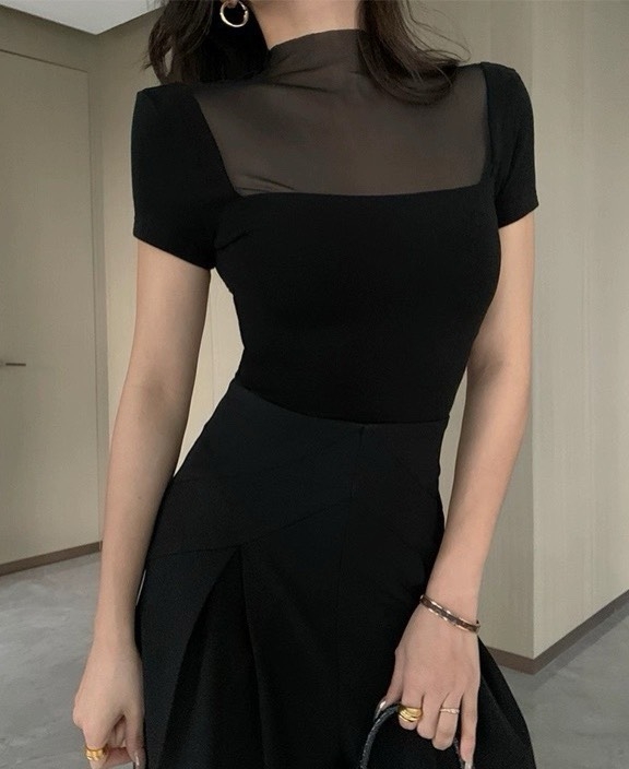 Áo thun croptop lưới - Freesize