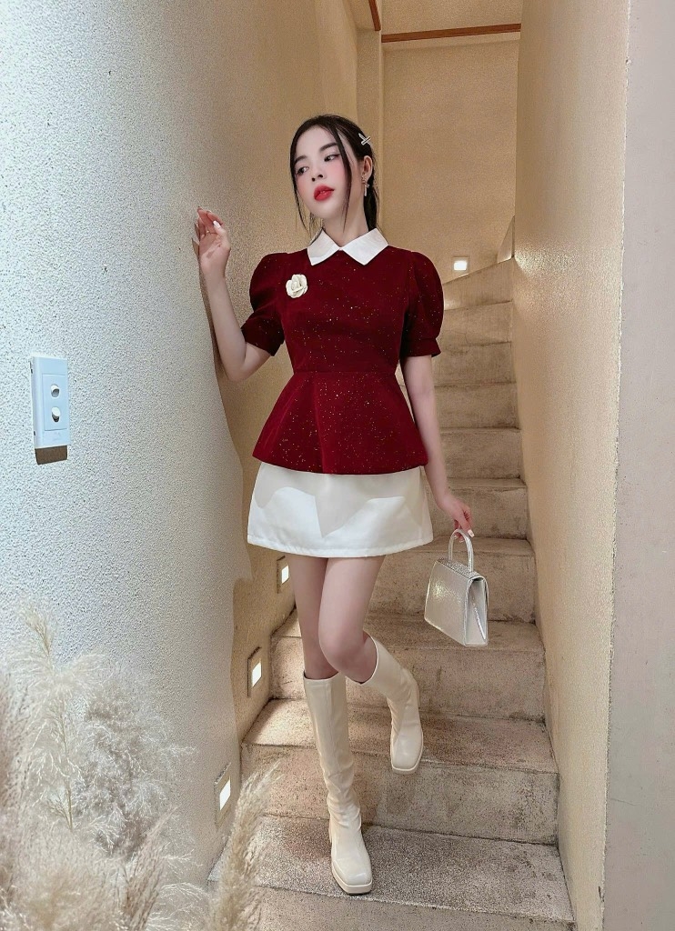 Set áo nhung đỏ kim tuyến peplum chân váy trắng