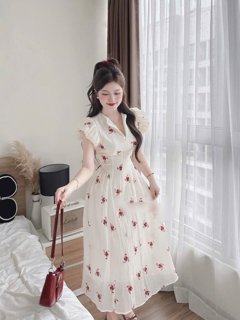 Đầm tơ nhăn in hoa đỏ
