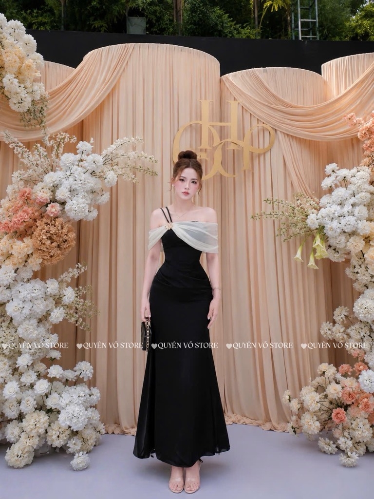 Đầm trễ vai lụa phối tơ hoa đá - Đen