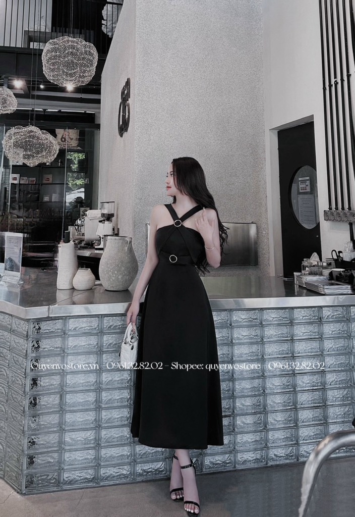 Đầm lụa dây chéo luồn tag