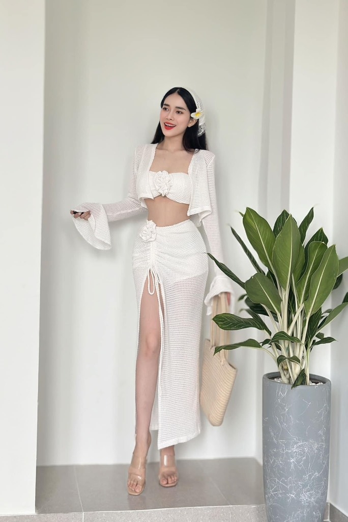 Set áo chân váy rút 3 món đi biển