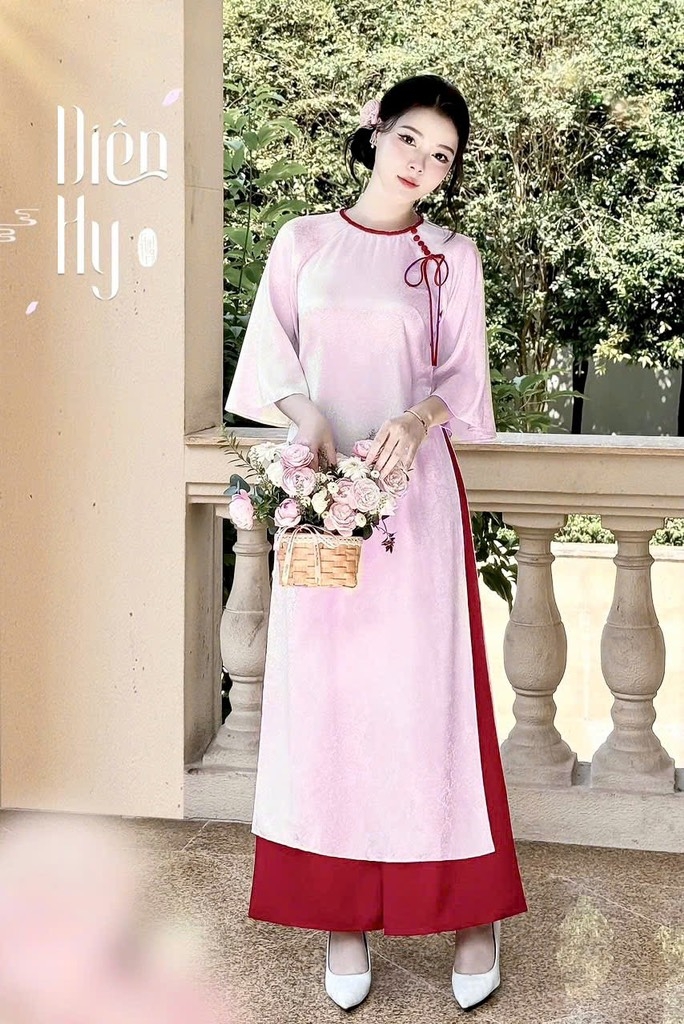 Set áo dài gấm hồng x quần đỏ ống rộng