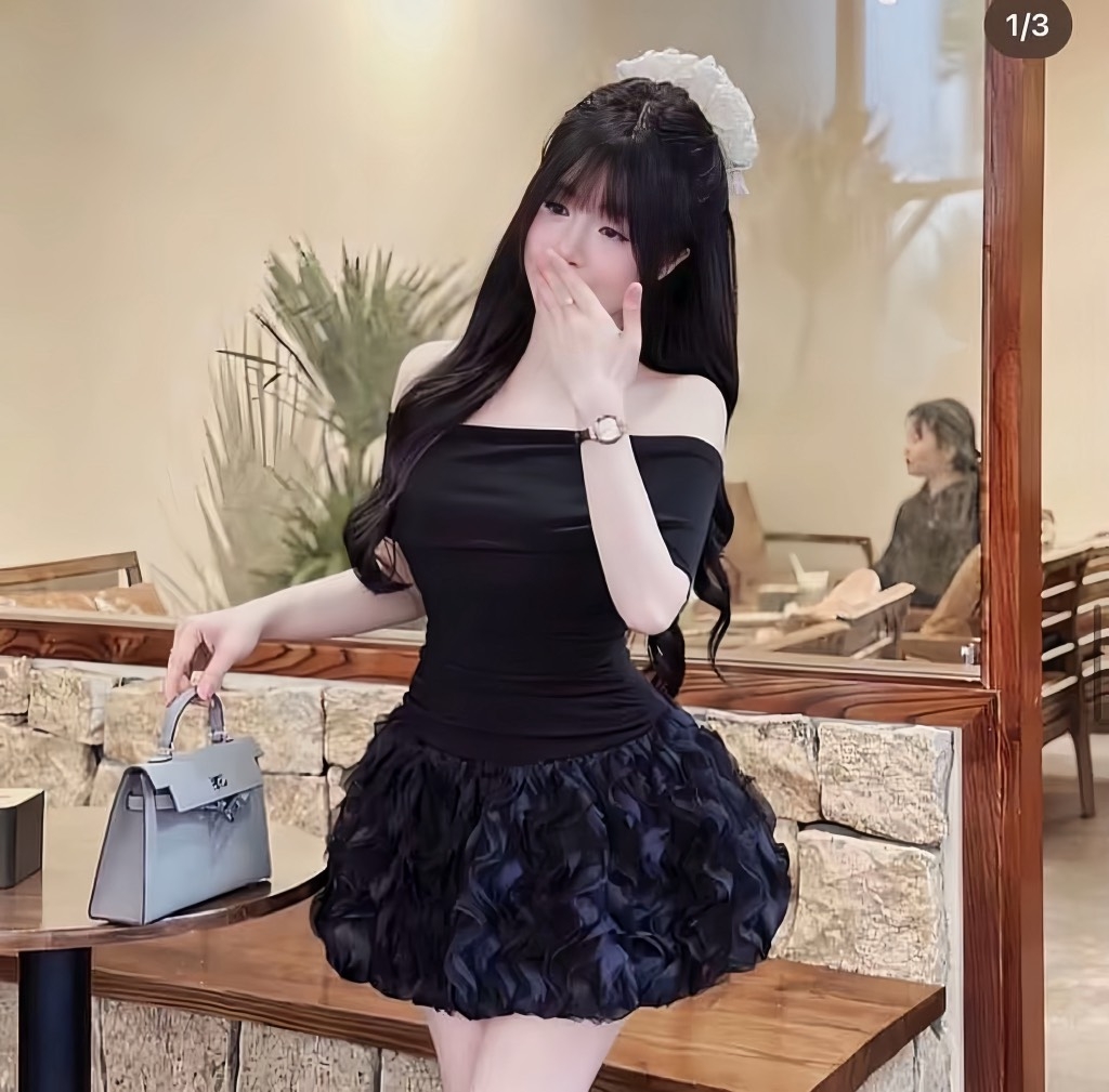 Đầm trễ vai tùng bí xoắn