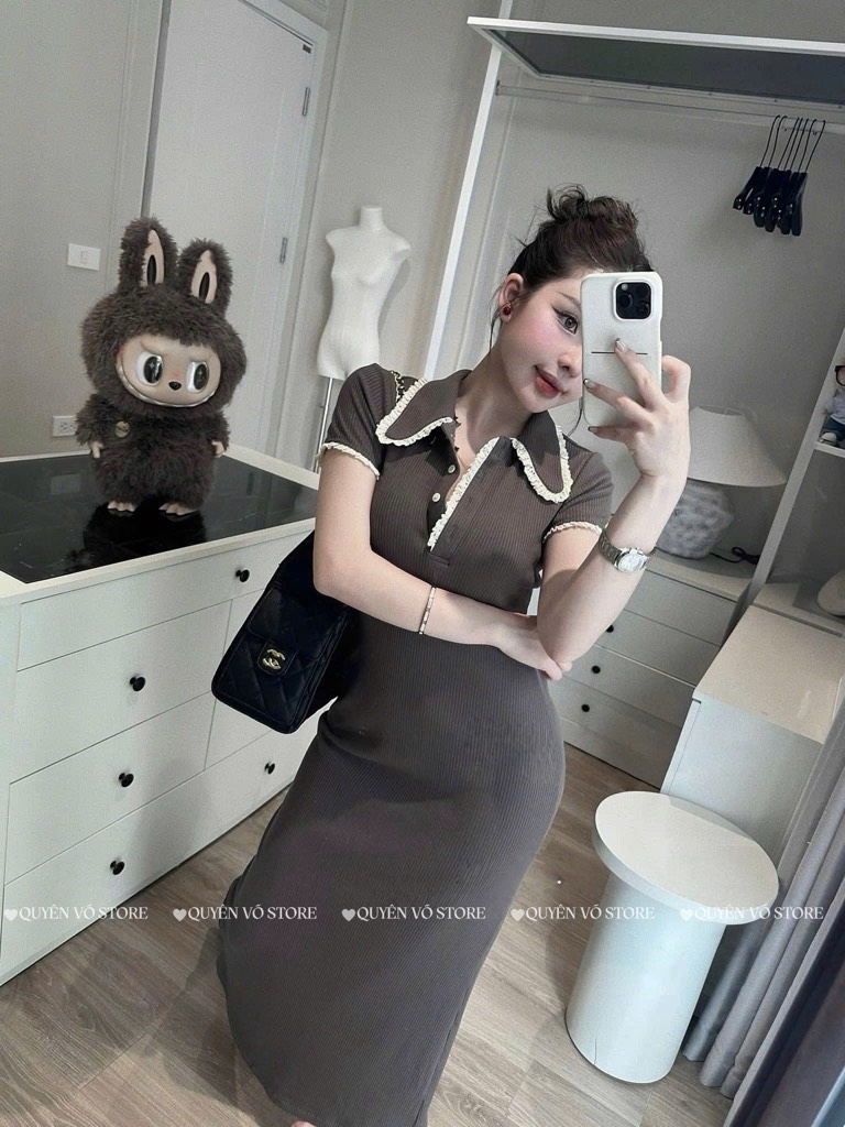 Đầm body viền cổ sen - 8563