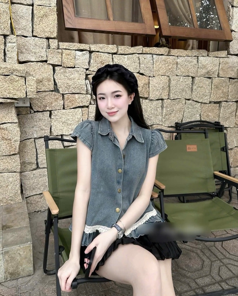 Set áo jean lai bèo chân váy tầng