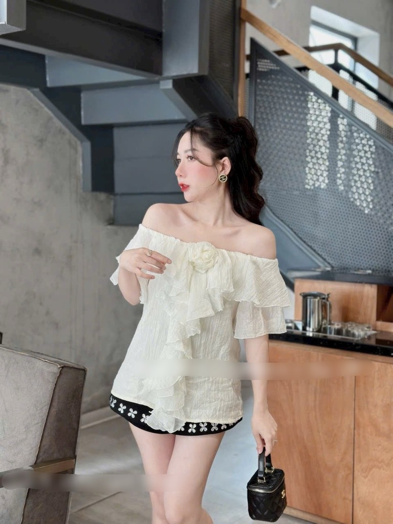 Áo bèo trễ vai nơ ngực