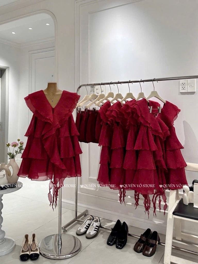 Đầm babydoll đỏ bèo tầng