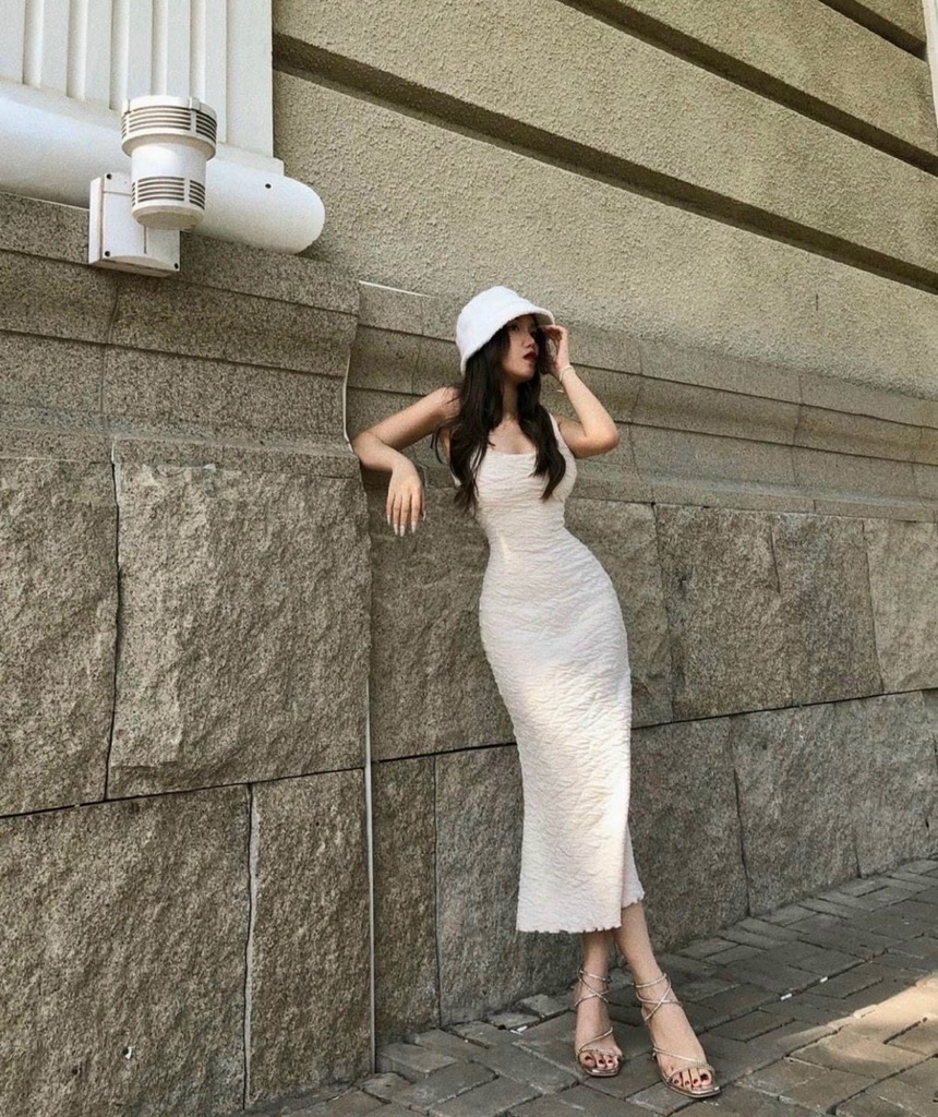 Đầm thun maxi sát nách hở lưng