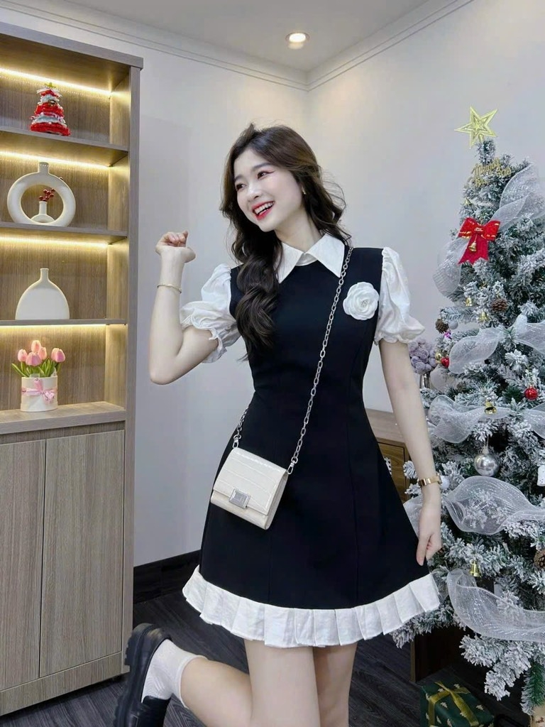 Đầm đen phối cổ sơ mi trắng
