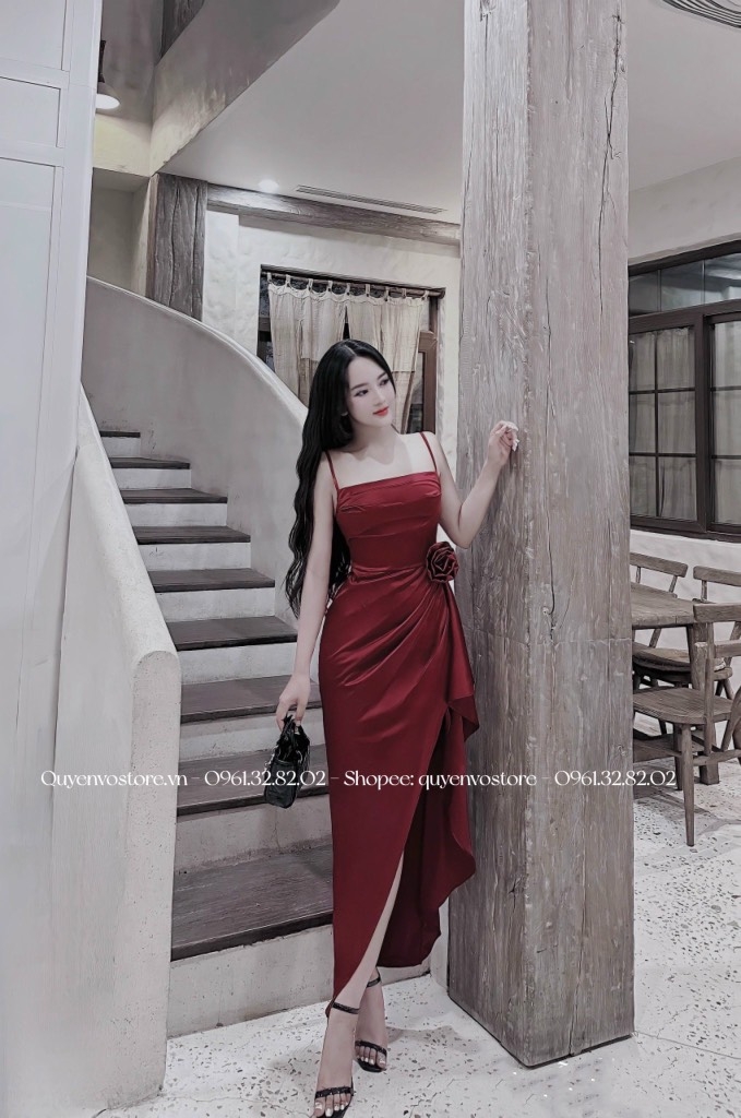 Đầm lụa 2 dây xẻ tà hoa eo
