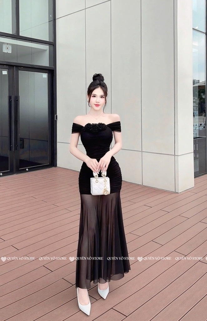 Đầm body trễ vai tà lưới - Đen