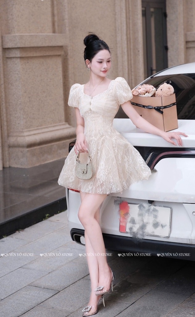 Đầm ren 3 tag