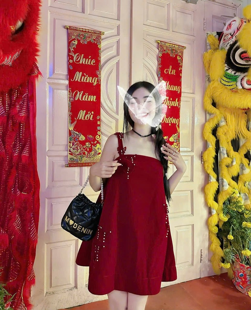Đầm Babydoll nhung 2 dây đính ngọc