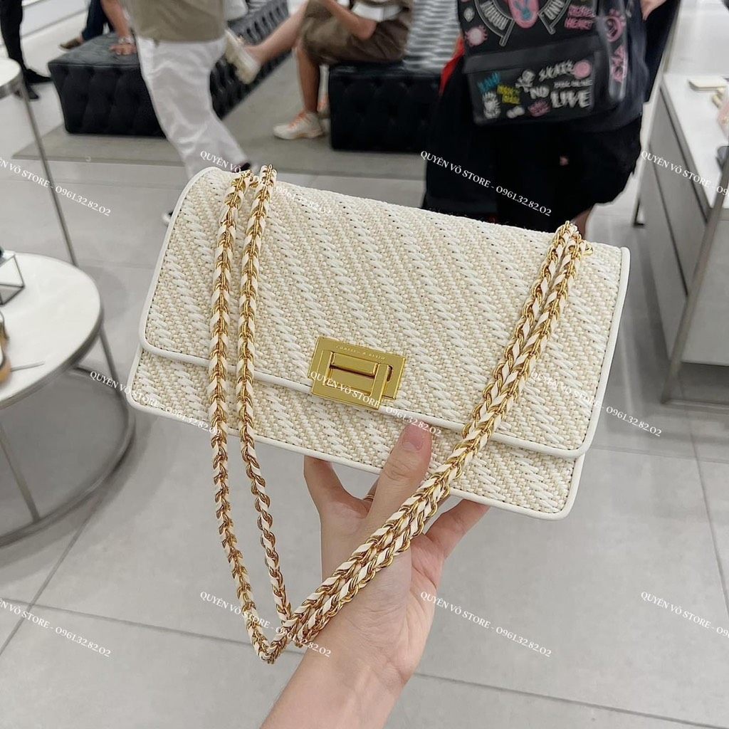 Túi CnK khuy gập - Trắng - Size 22