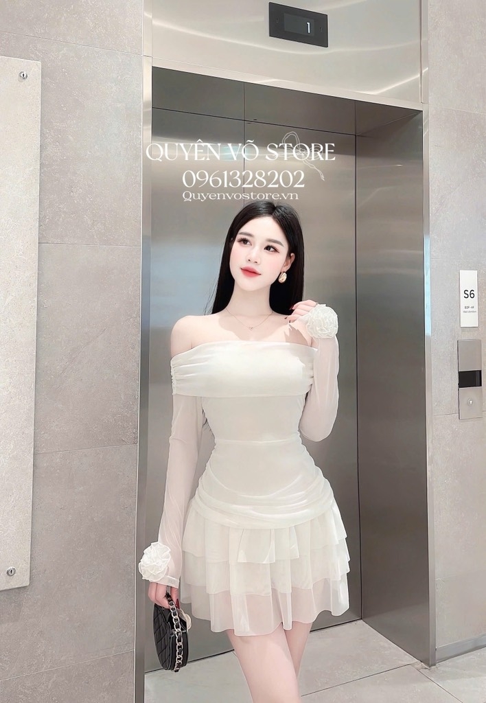 Đầm thun lưới body tay loe