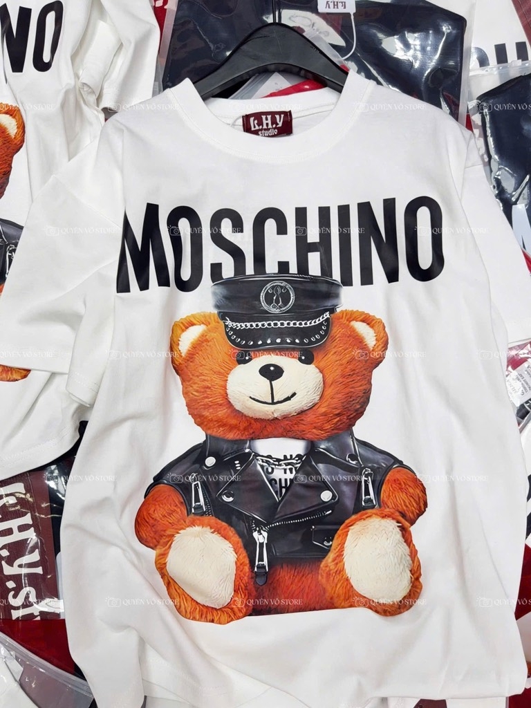 Áo thun gấu Moschino - Form rộng dưới 65kg