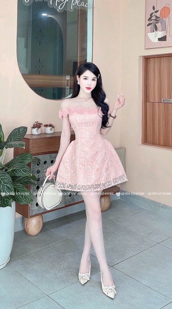 Đầm hoa trễ vai - Hồng