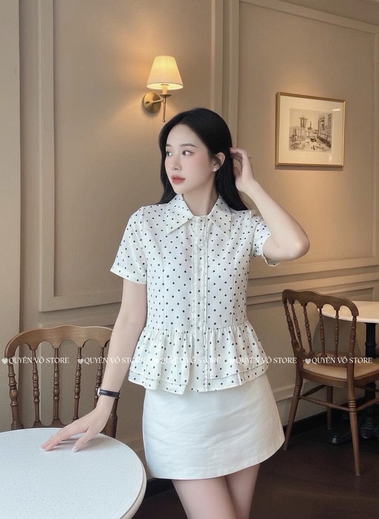 Áo sơ mi babydoll chấm bi trắng - cổ nhọn 1462